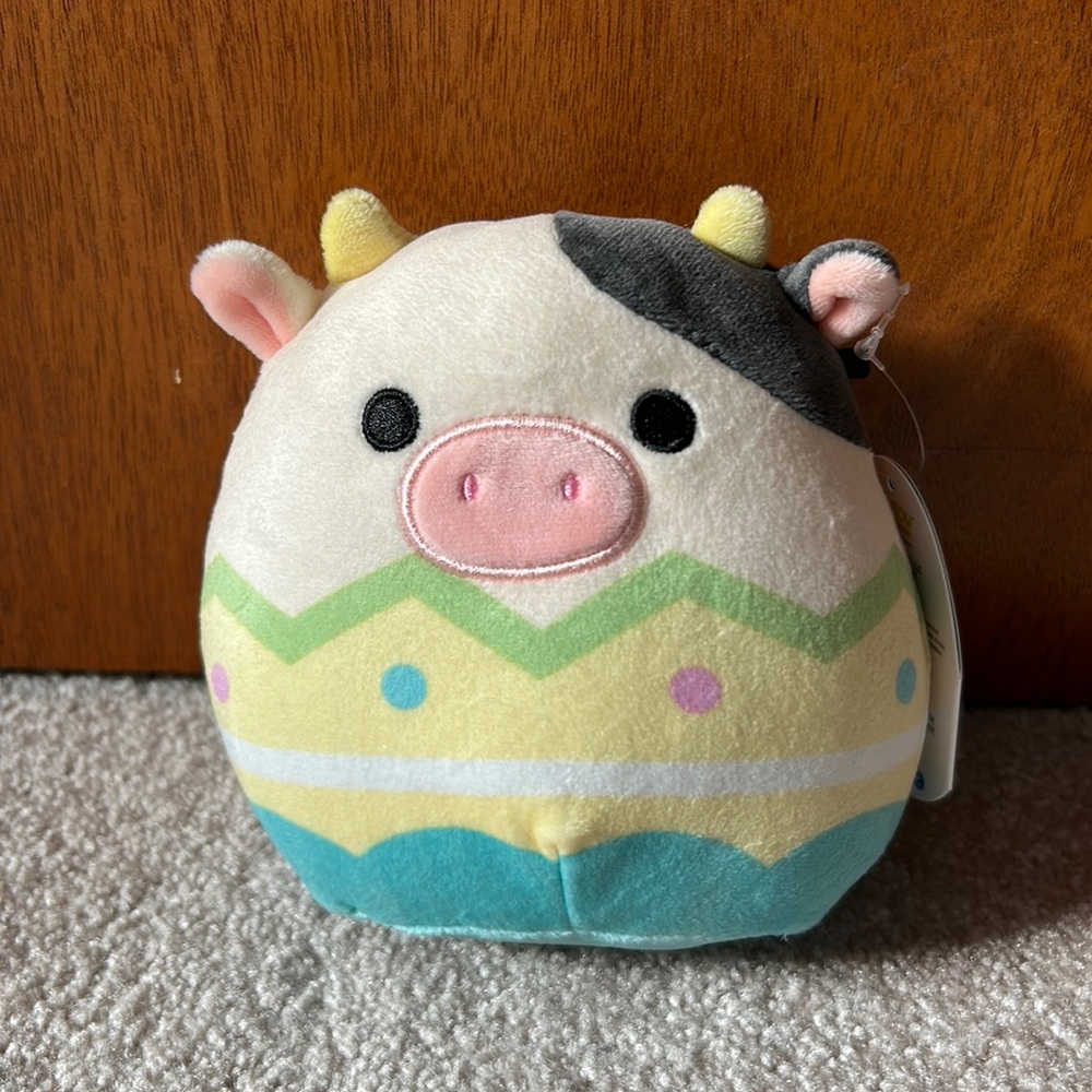 Squishmallow Connor the Cow Easter 5”